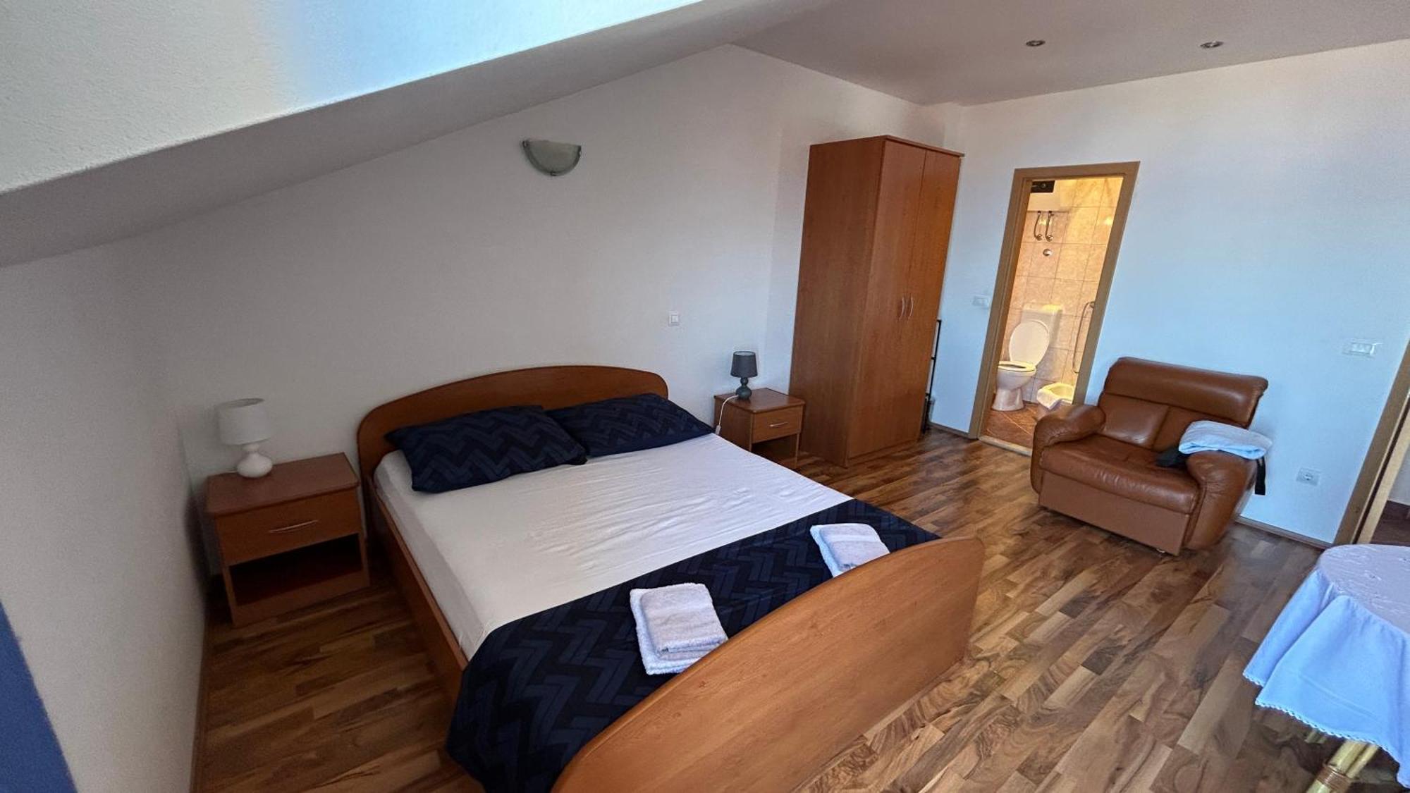 Apartman Senka Podgora Esterno foto