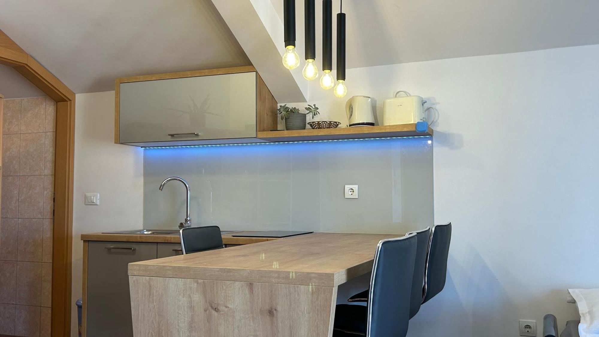 Apartman Senka Podgora Esterno foto