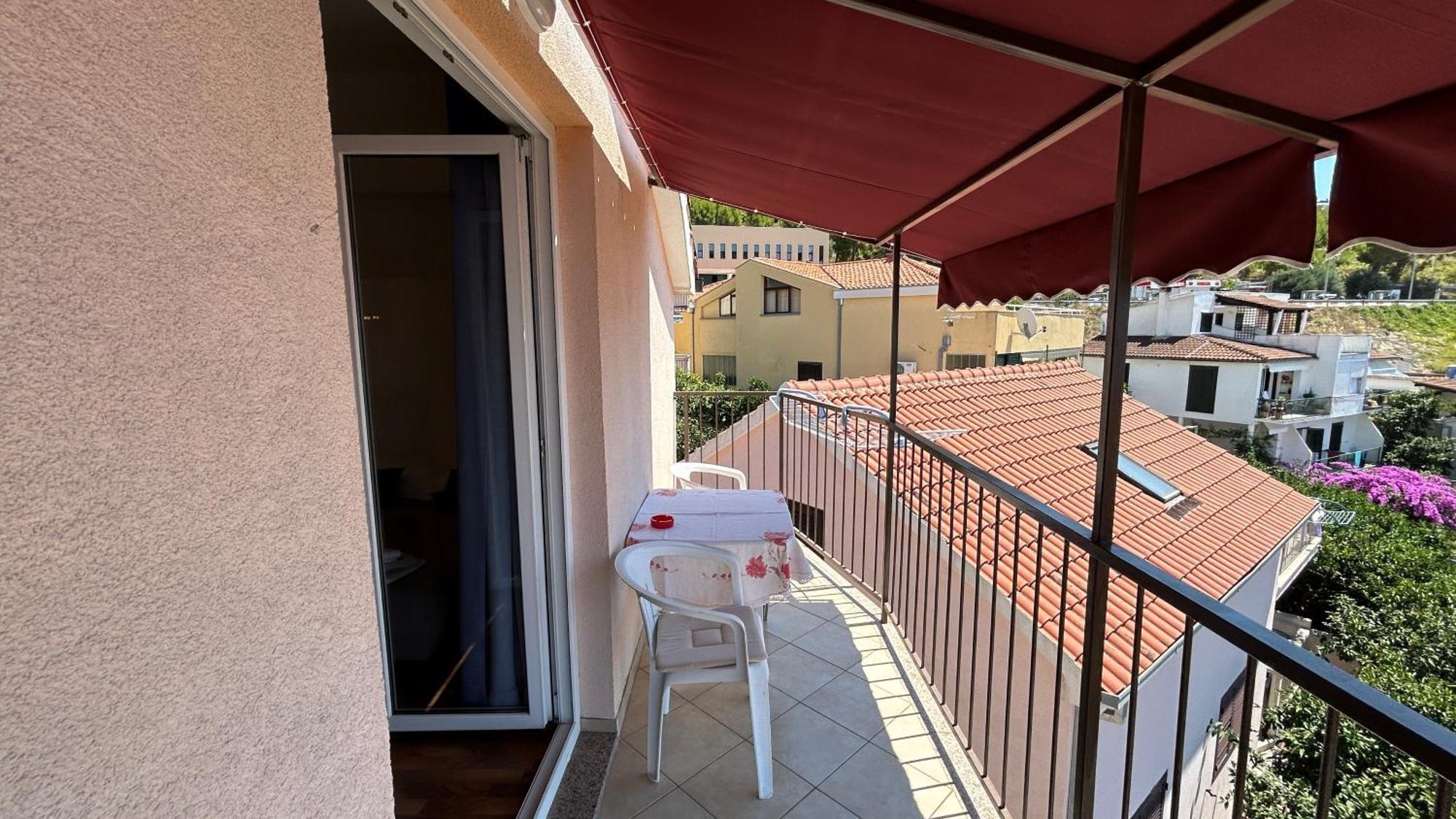 Apartman Senka Podgora Esterno foto